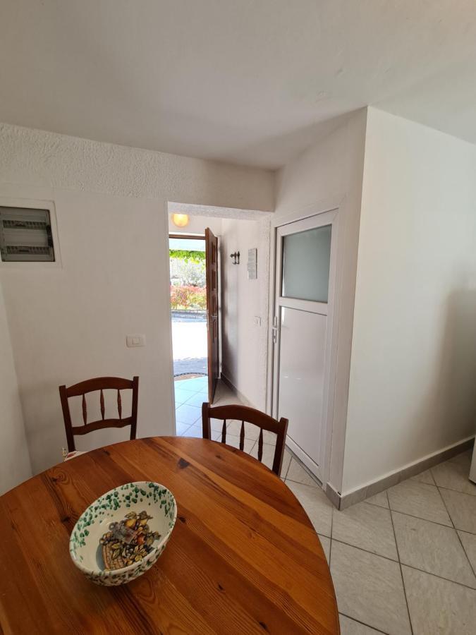 Ferienwohnung Apartma Pina Izola Exterior foto