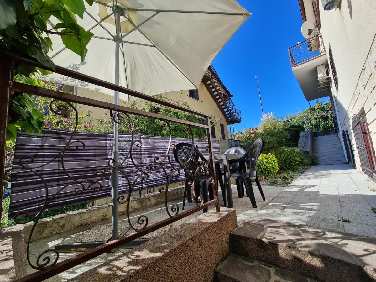 Ferienwohnung Apartma Pina Izola Exterior foto